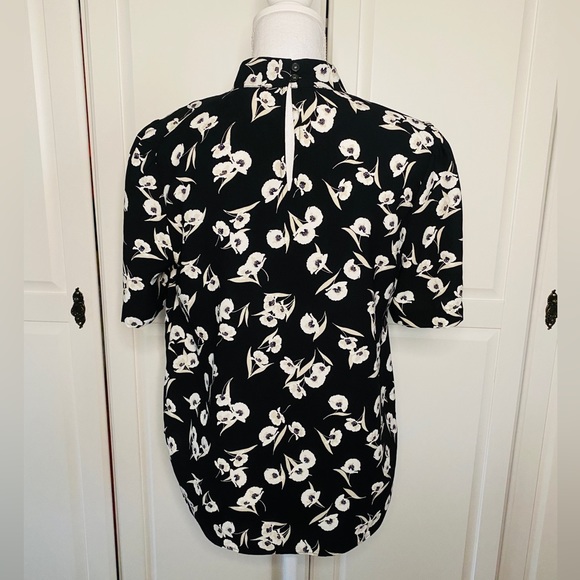 Floral Mock-Neck Blouse - Picture 3 of 3